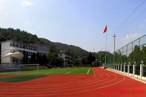 凉山州农业学校环境