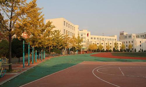 沈阳市第一服装学校