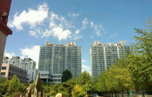 锦州市财经学校