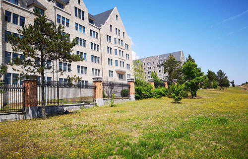 乌鲁木齐市技工学校后峡分校