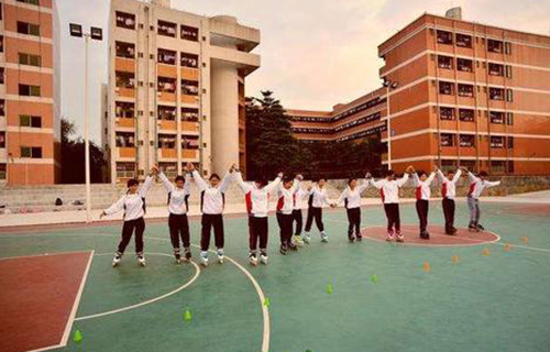 辽宁省辽阳中医药学校