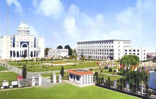 鞍山师范学院