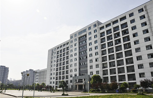 昆明市机床技工学校