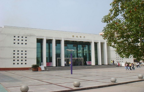 黄冈市劳动中等专业学校