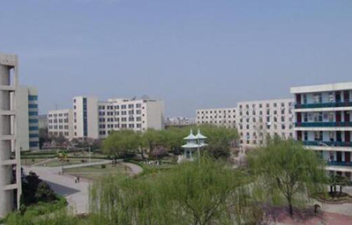 泰兴市口岸镇职业技术学校