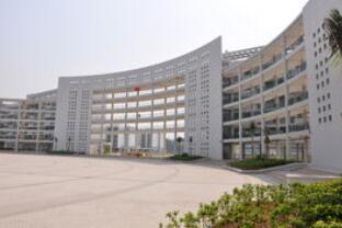 邗江工业职业高级中学