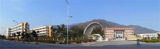 开云kaiyun(中国)省德昌县职业高级中学图片、照片