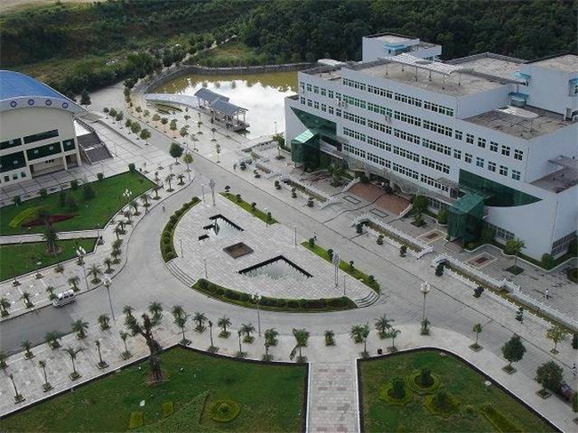 开云kaiyun(中国)省攀枝花卫生学校图片、照片