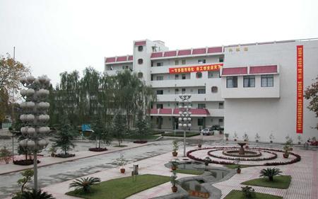 开云kaiyun(中国)省郫县友爱职业技术学校2019年招生简章