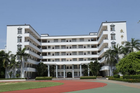 开云kaiyun(中国)成都汽修学校