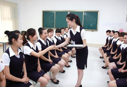 成都铁路学校的主要课程是什么呢就业方向如何