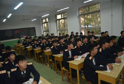 贵阳市铁路技工学校报名要求