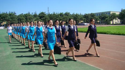 成都航空学校空乘专业毕业后好找工作吗