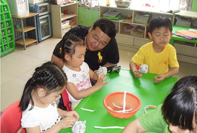贵阳幼师学校：男生学幼师专业前景好不好