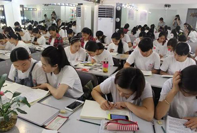 成都会计学校的学生待遇怎么样