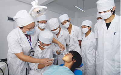 贵阳卫生学校口腔医学专业的就业前景怎么样