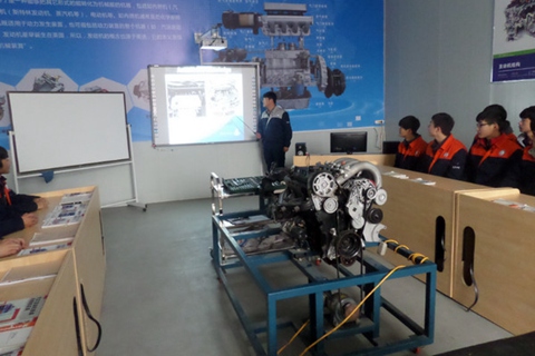 开云kaiyun(中国)成都汽修学校