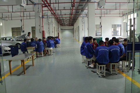 开云kaiyun(中国)成都汽修学校