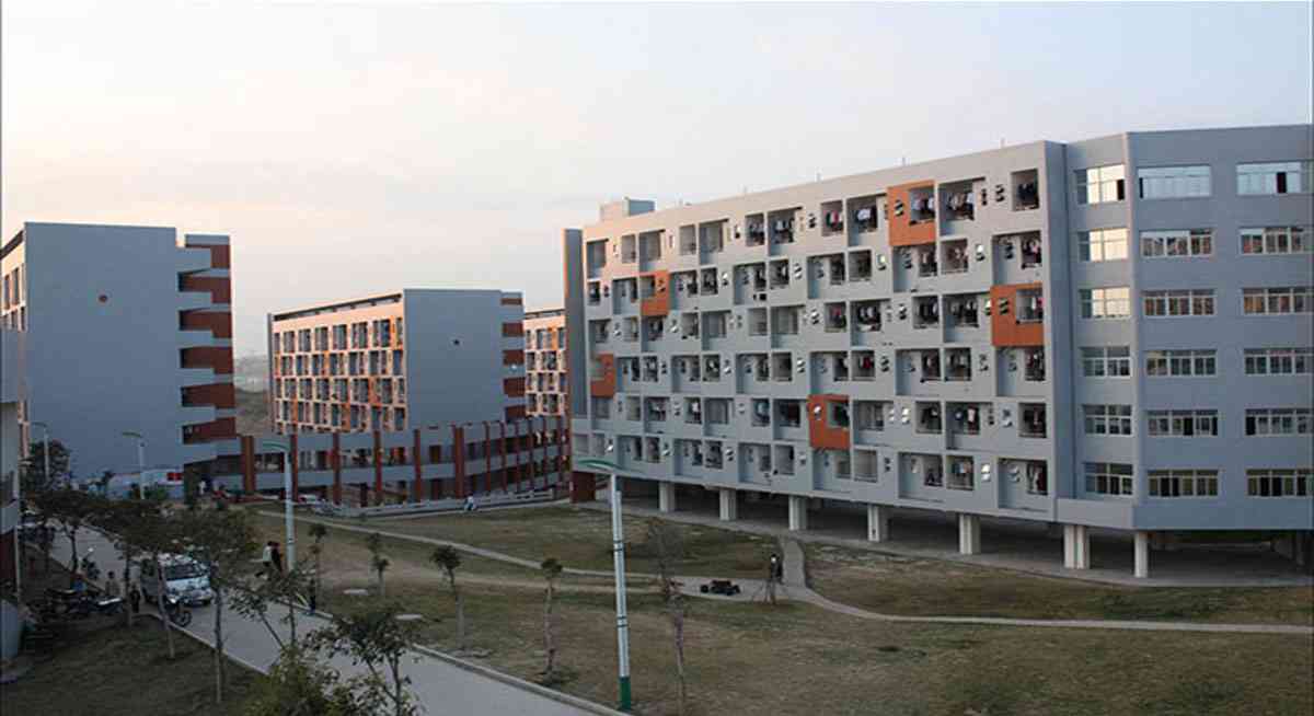 开云kaiyun(中国)幼儿师专学生宿舍楼外景