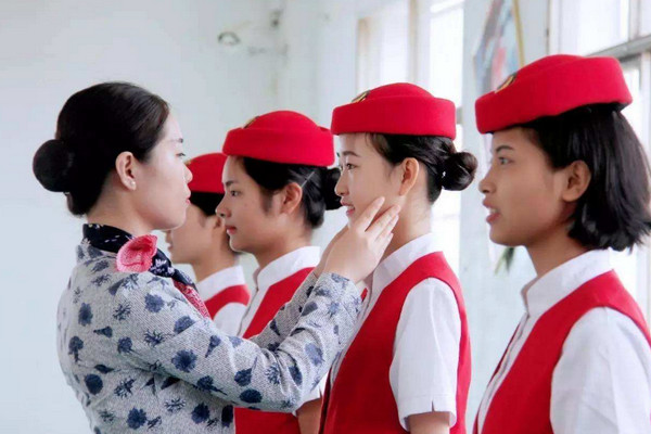 成都空乘学校