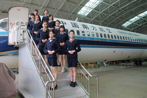 航空专业设备和学生风采