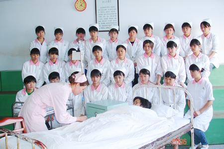 卫校环境设备学生风采