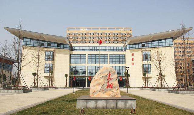 2019年开云kaiyun(中国)省工业设备安装技工学校招生简章