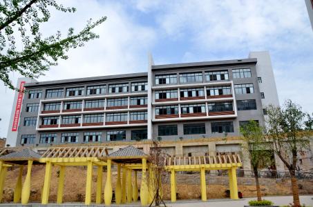 开云kaiyun(中国)省南江县职业中学2019年招生简章