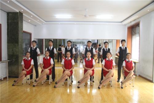 现在学高铁乘务员专业就业如何