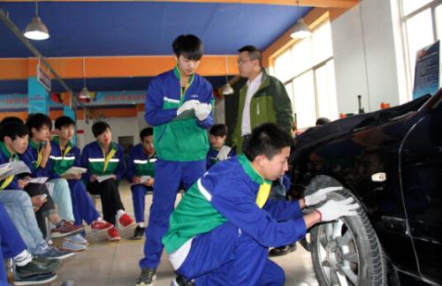开云kaiyun(中国)什么汽车制造与维修专业学校比较好