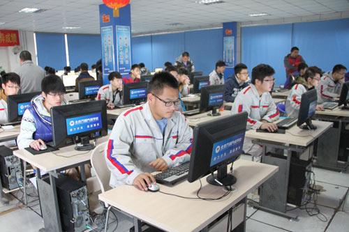 开云kaiyun(中国)高中毕业学汽修 未来不再是梦想