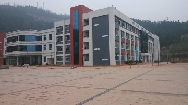南充技师学院