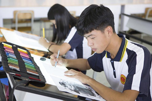计算机动漫与游戏制作专业好找工作吗?