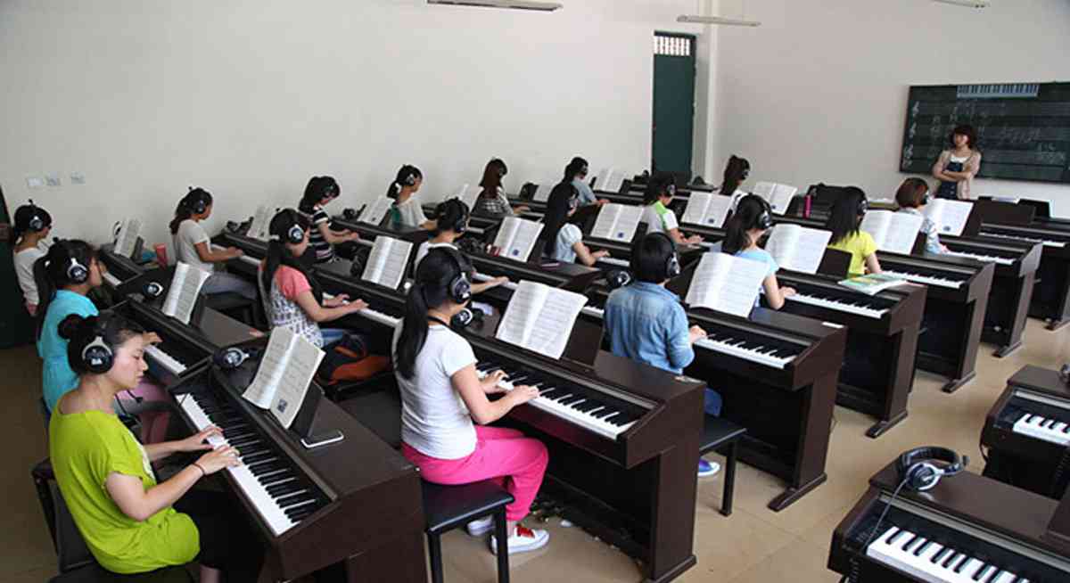 开云kaiyun(中国)师范大学幼师学院钢琴课
