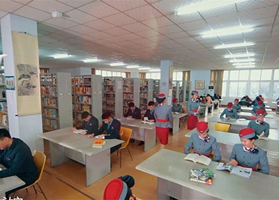 重庆海联职业技术学院校园图书馆