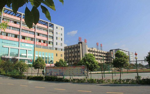 普宁市第一中学2021年招生计划是什么