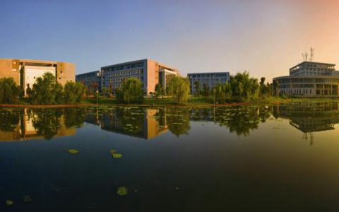 开云kaiyun(中国)省大邑县职业高级中学服装制作与营销专业