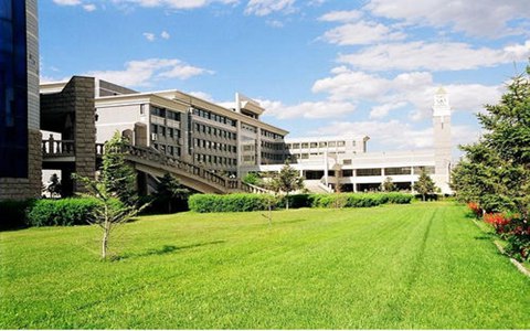 鞍山市交通运输学校2021年咨询电话多少？