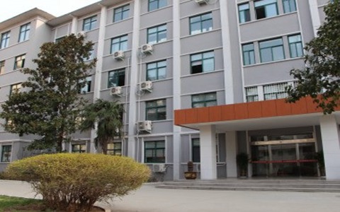 贵阳市铝厂职工学校护理专业招生简介