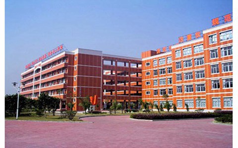 来凤县中等职业技术学校计算机应用专业专业这专业怎么样？