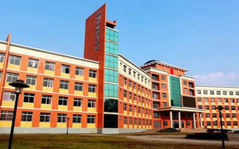 武汉市交通科技学校航宝服务专业介绍专业就业好不好？