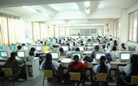 黔西南民族师范高等专科学校专业报名收费贵不贵