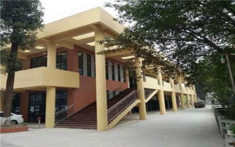 荆州市工业学校数控专业介绍专业好不好就业？