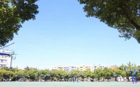 荆州市机械电子工业学校美容美妆专业介绍专业就业如何？