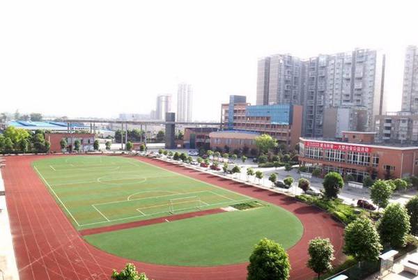 石家庄市新希望职业中专路翔校区