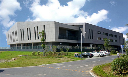 遵义医药高等专科学校中专部2022年一年学费多少