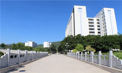 巧家县职业高级中学|巧家职高怎么样是公办还是民办