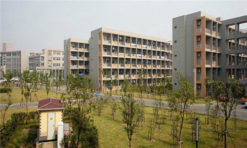 湖南中医药大学宿舍条件及图片