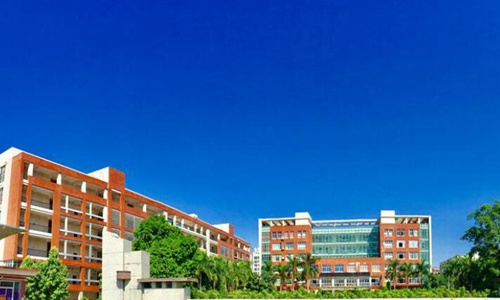 梁河县职业高级中学怎么样是公办还是民办