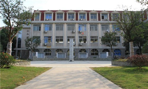 贵阳行知科技职业学校（修文国防学校）(模具设计与制造专业)介绍